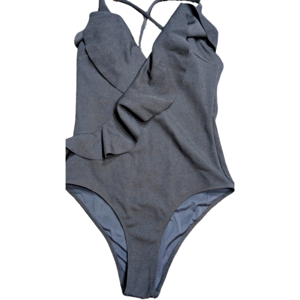 Cupshe Swimsuit Womens Size M Ruffle One Piece Ribbed Padded Crisscross